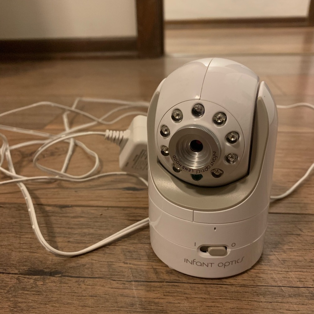 Infant Optics DXR8 Camera